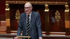 Baisse de 5 % de l'abonnement à l'électricité le 1er février, annonce Roland Lescure